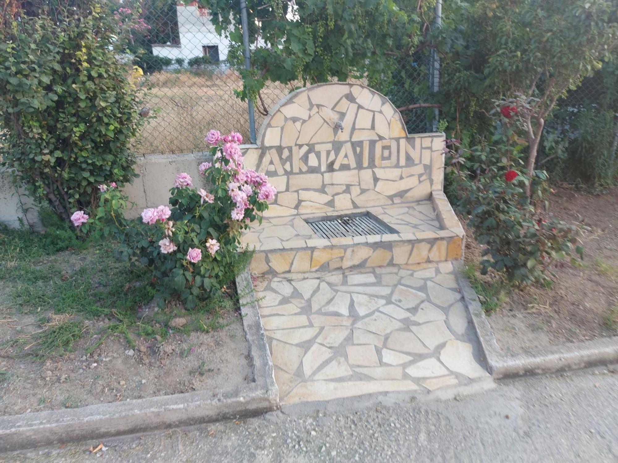 Aktaion Apartments 萨莫色雷斯岛 外观 照片